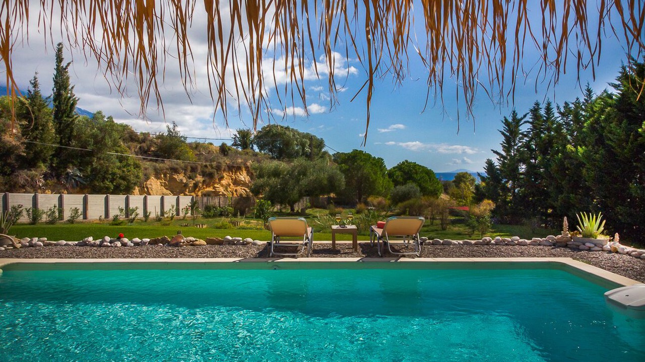 Photo of Outdoor in Karavados