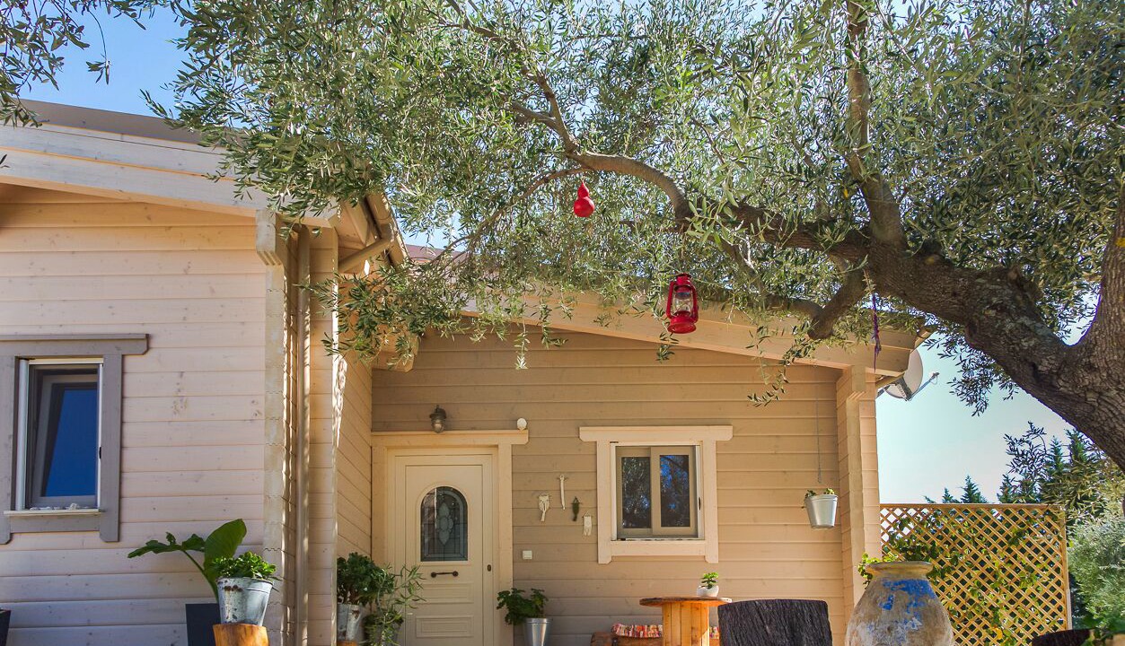 Photo of Outdoor in Karavados