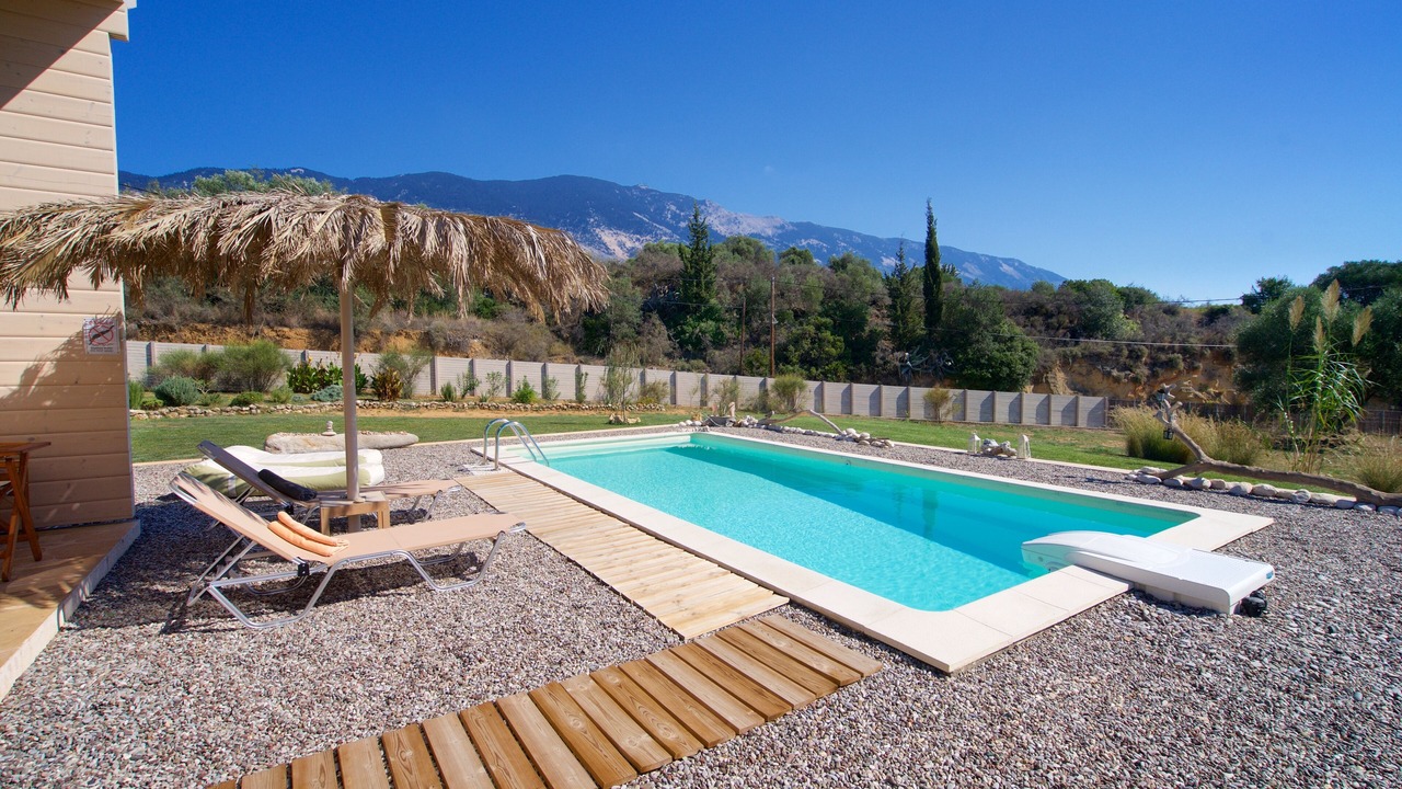 Photo of Outdoor in Karavados