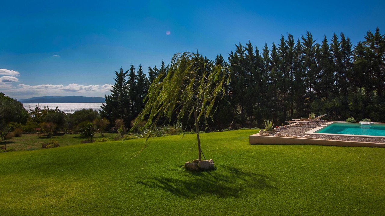 Photo of Outdoor in Karavados