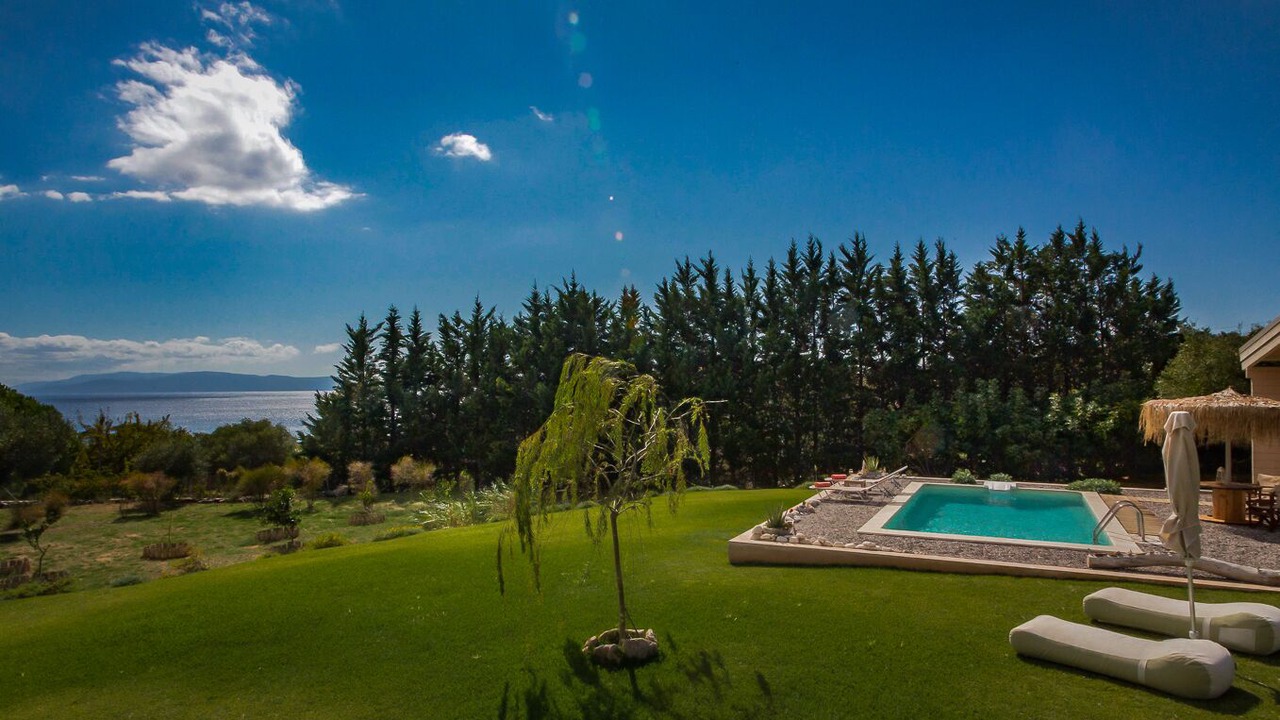 Photo of Outdoor in Karavados