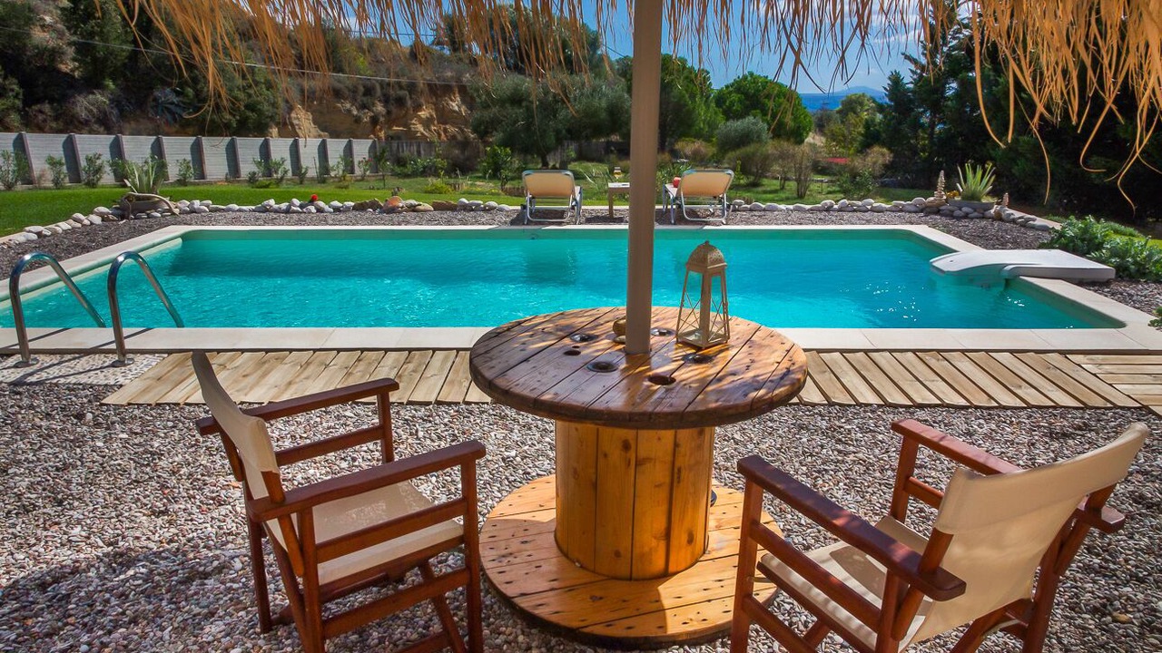 Photo of Outdoor in Karavados