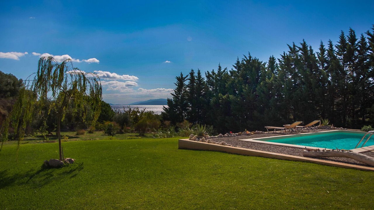 Photo of Outdoor in Karavados