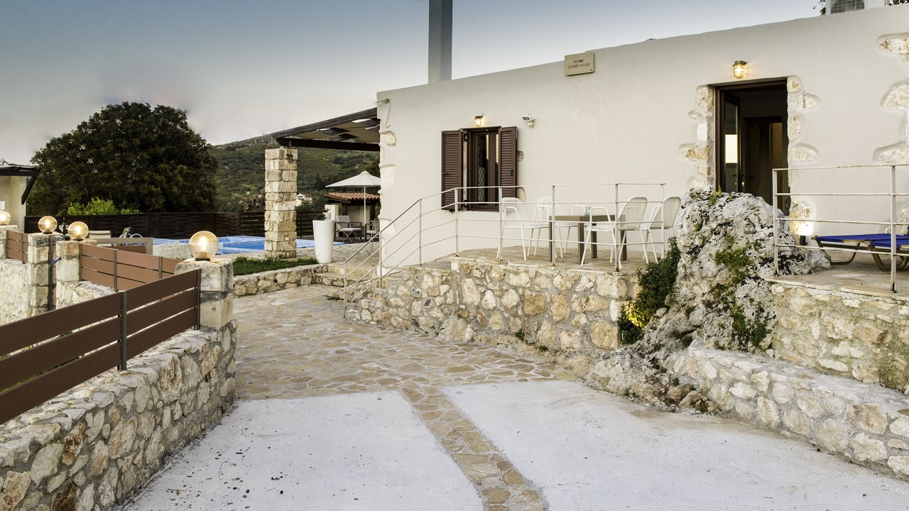 Photo of Patio Balcony in Armenoi
