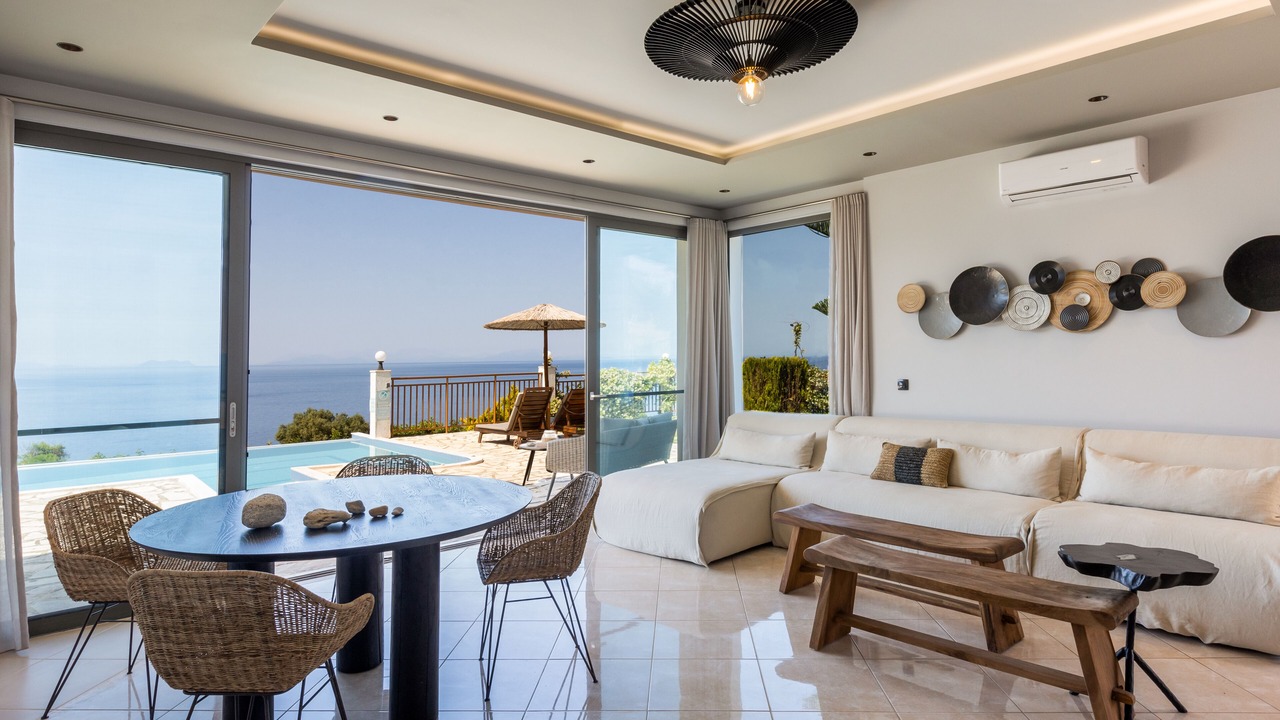 Photo of Livingroom in Eleios-Pronnoi