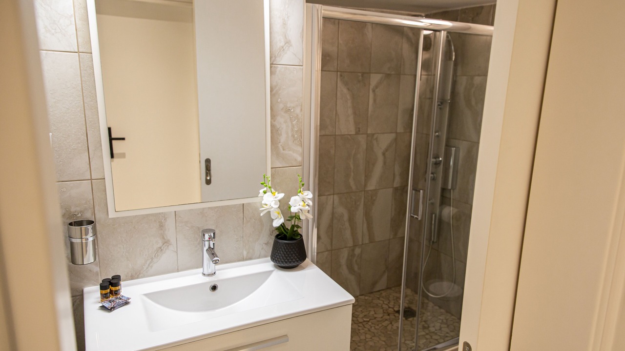 Photo of Bathroom in Veroia