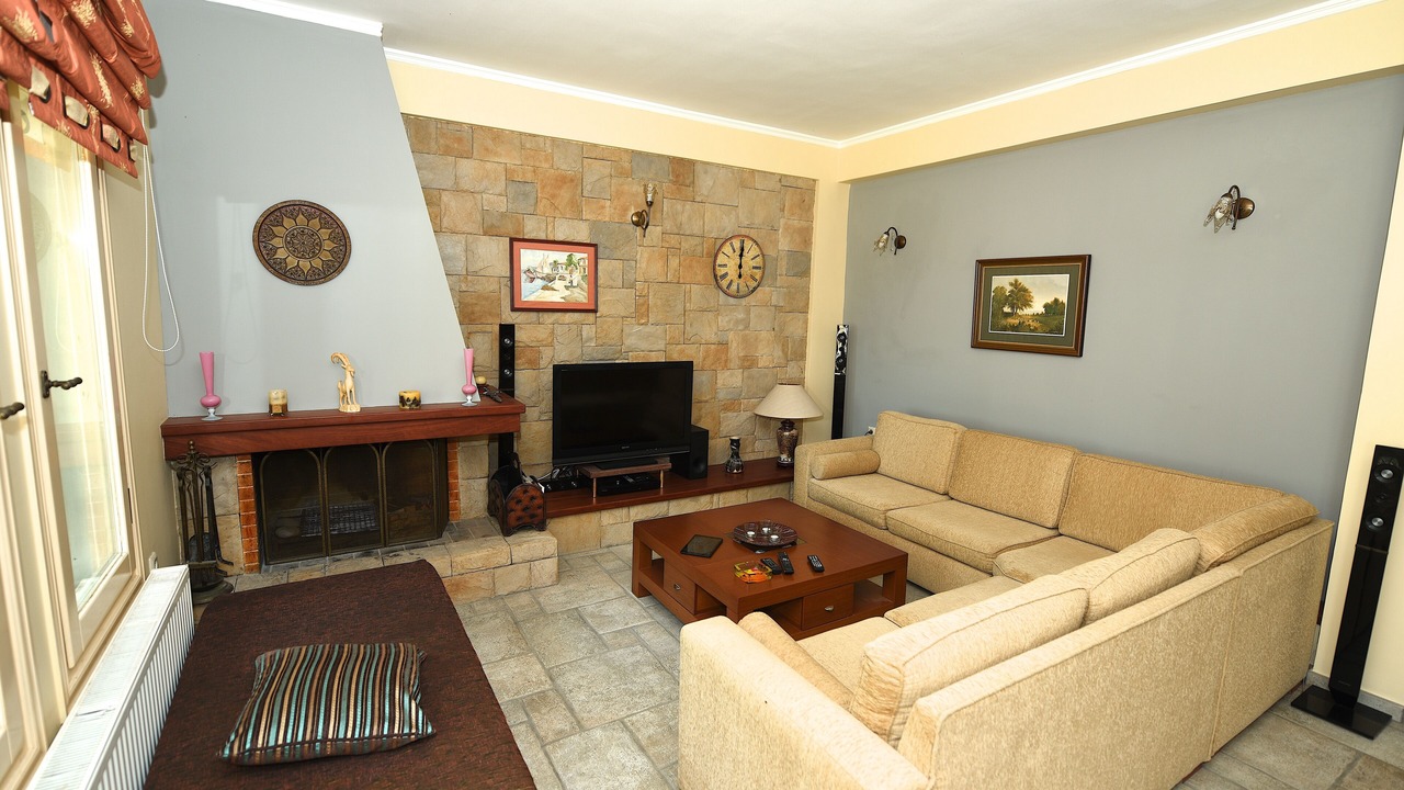 Photo of Livingroom in Molos