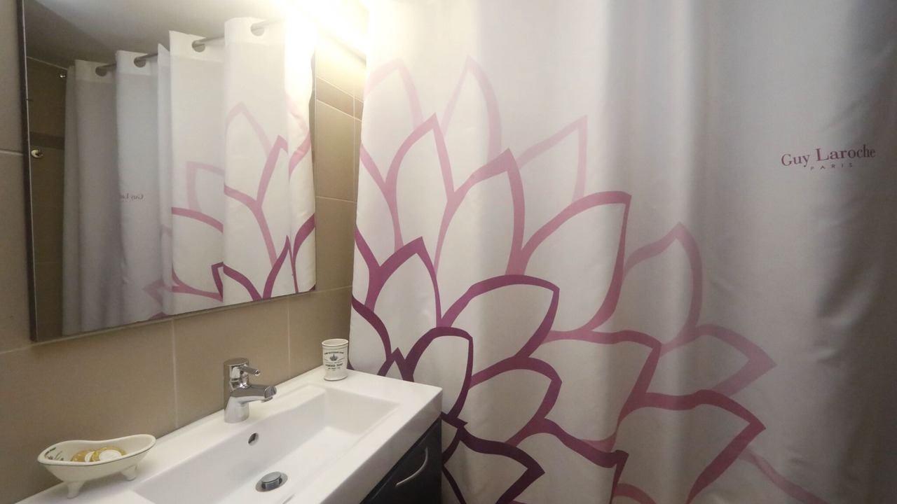 Photo of Bathroom in Athens City Centre