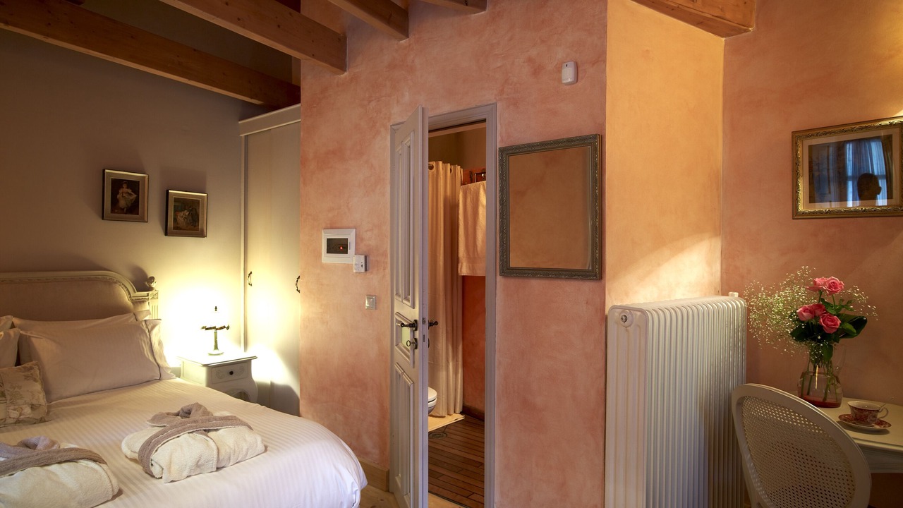 Photo of Bedroom in Ano Pedina