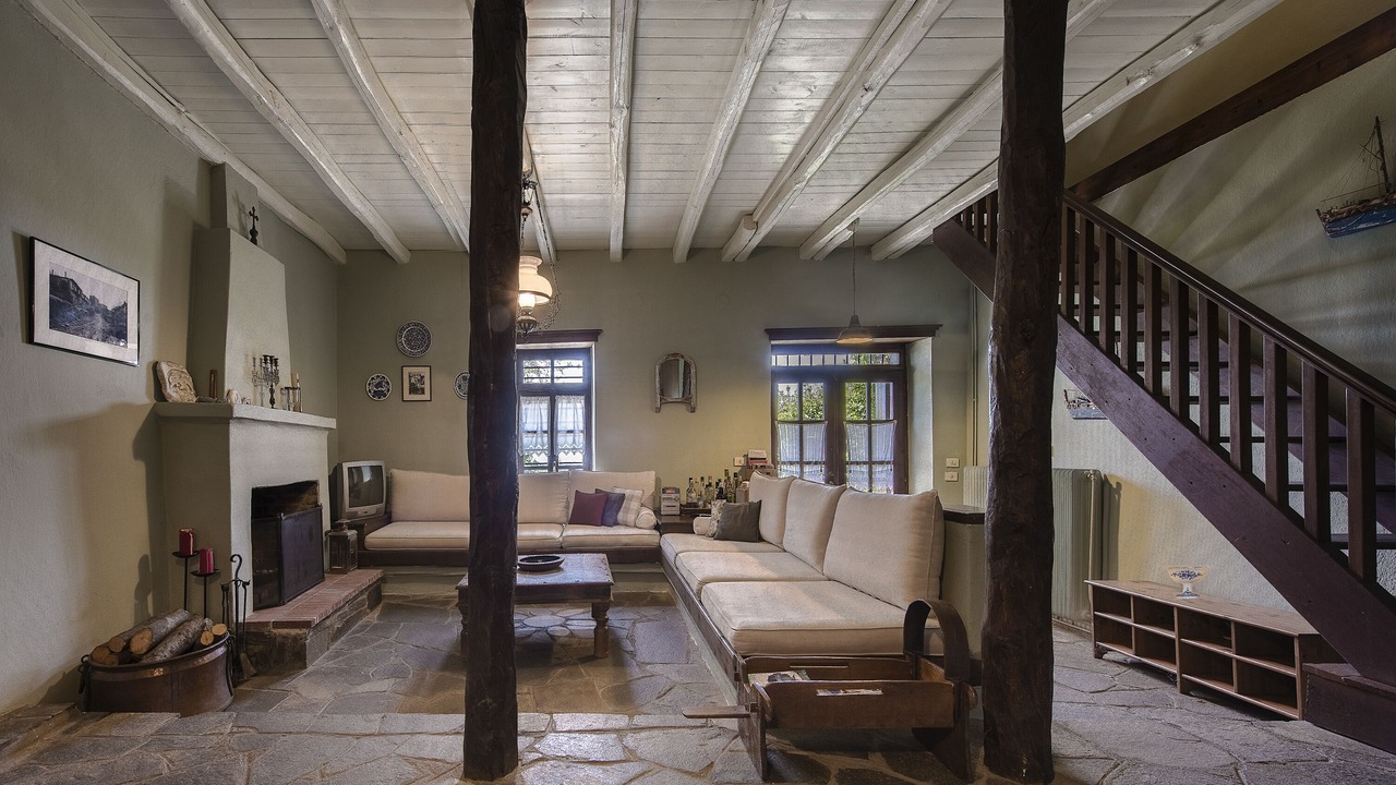 Photo of Bedroom in Parthenonas