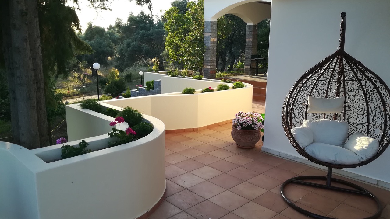 Photo of Patio Balcony in Nerotrivia