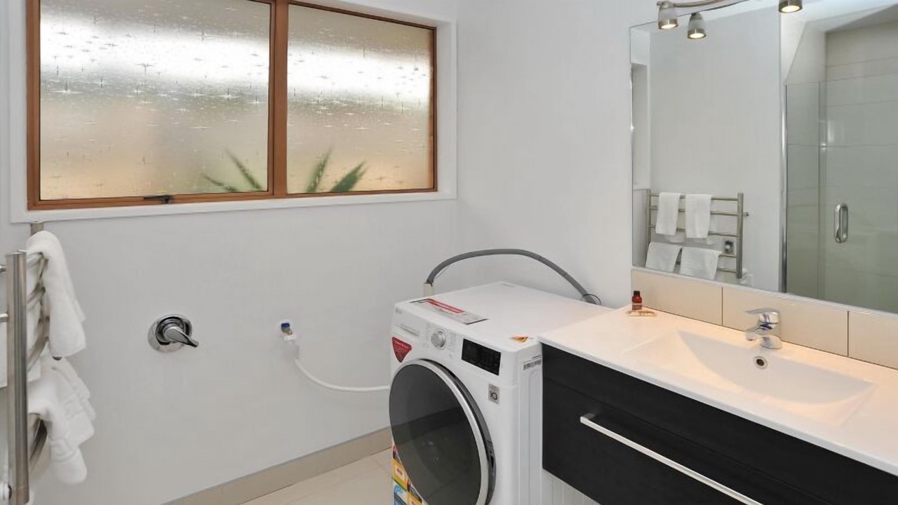 Photo of Bathroom in Merivale