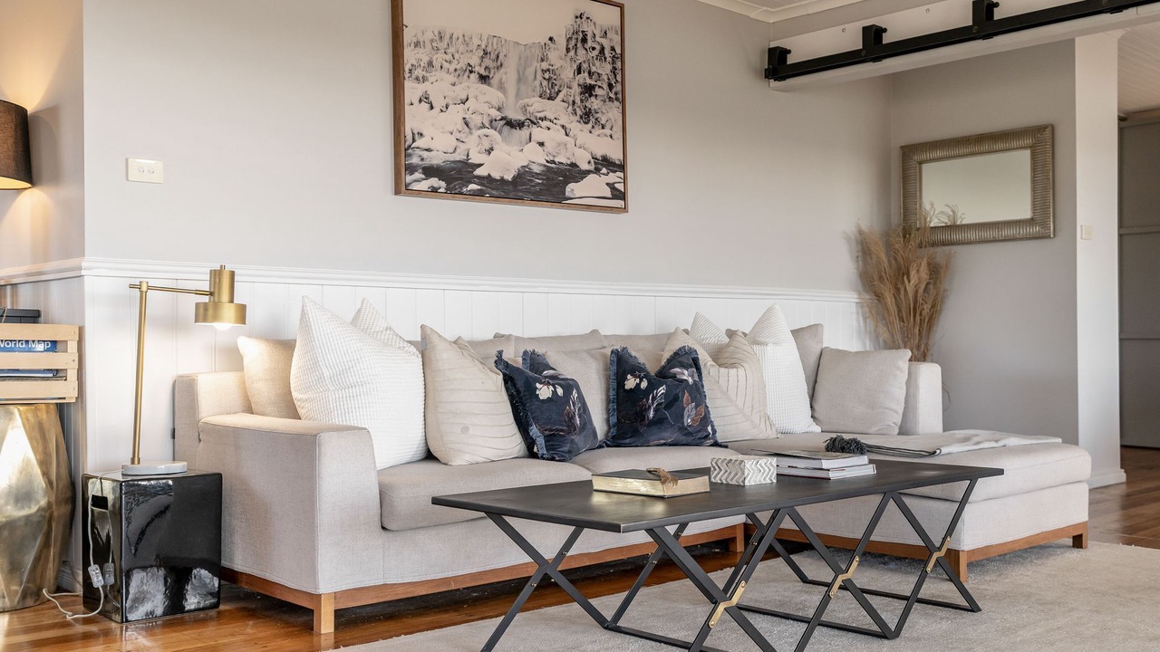 Photo of Livingroom in Clarence Point