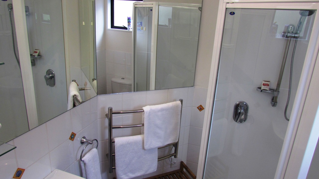 Photo of Bathroom in Russell