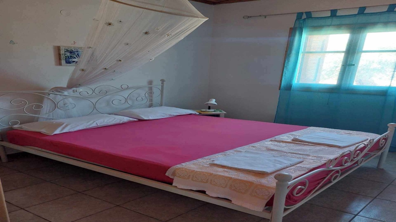 Photo of Bedroom in Falanthi