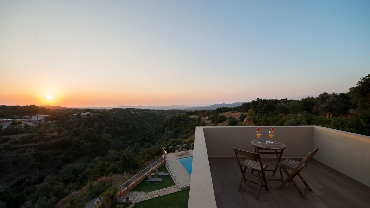 Photo of Patio Balcony in Keramota