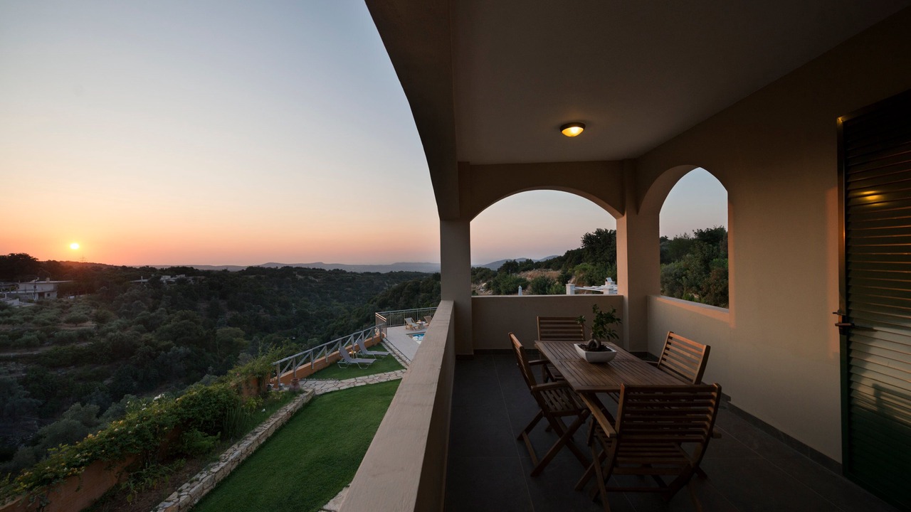 Photo of Patio Balcony in Keramota