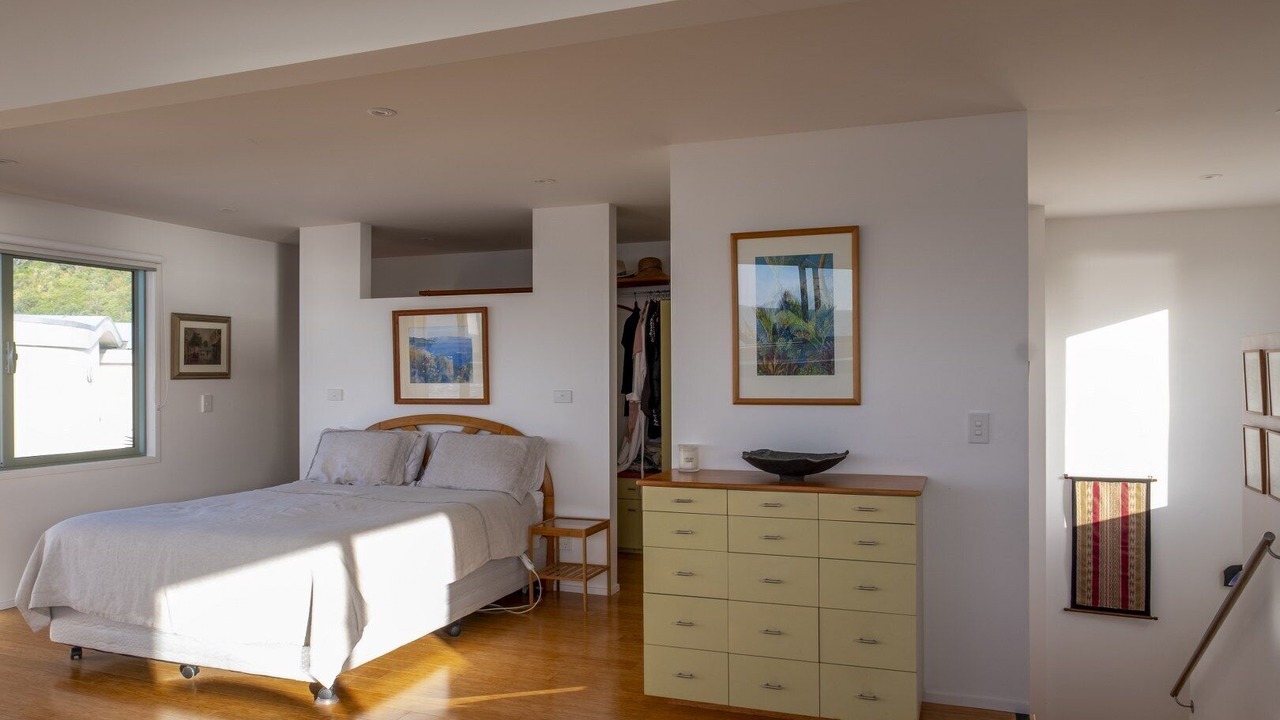 Photo of Bedroom in Onetangi