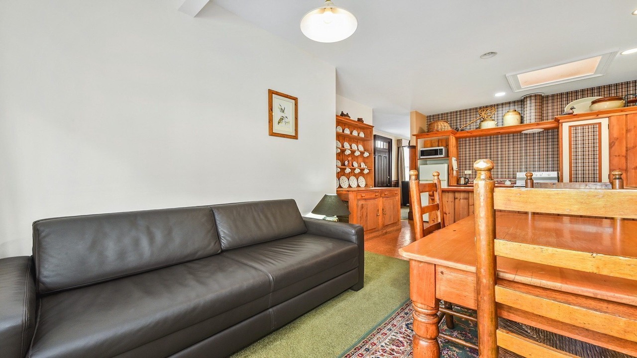 Photo of Livingroom in Launceston CBD