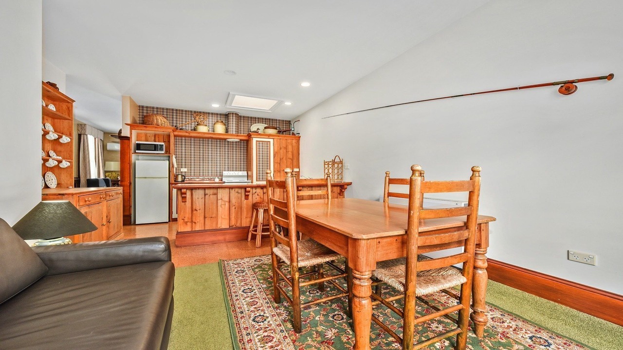 Photo of Livingroom in Launceston CBD