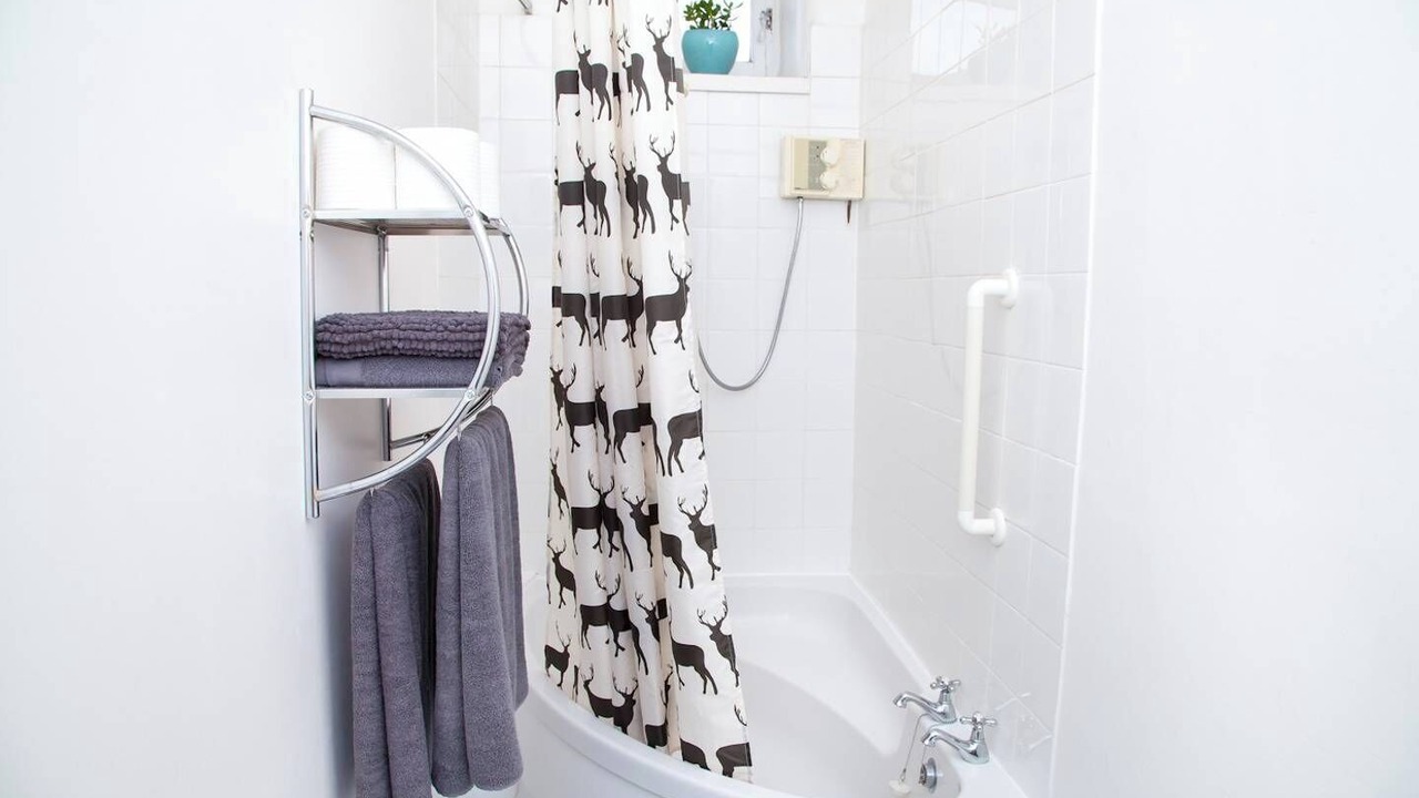 Photo of Bathroom in Newhaven