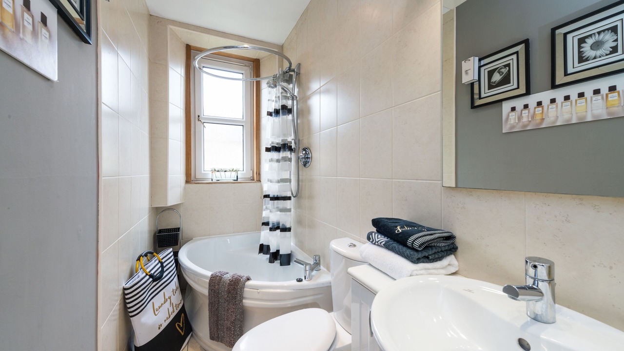 Photo of Bathroom in Leith