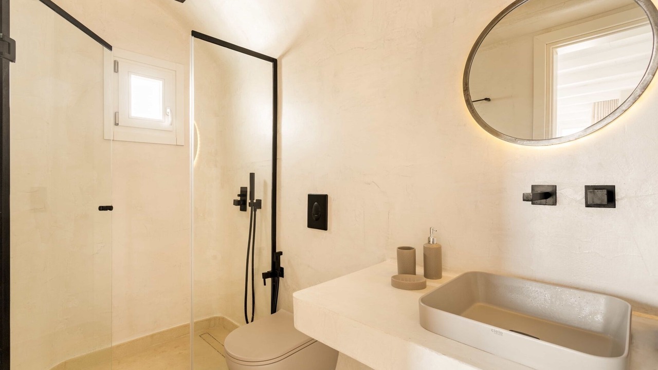 Photo of Bathroom in Kanalia