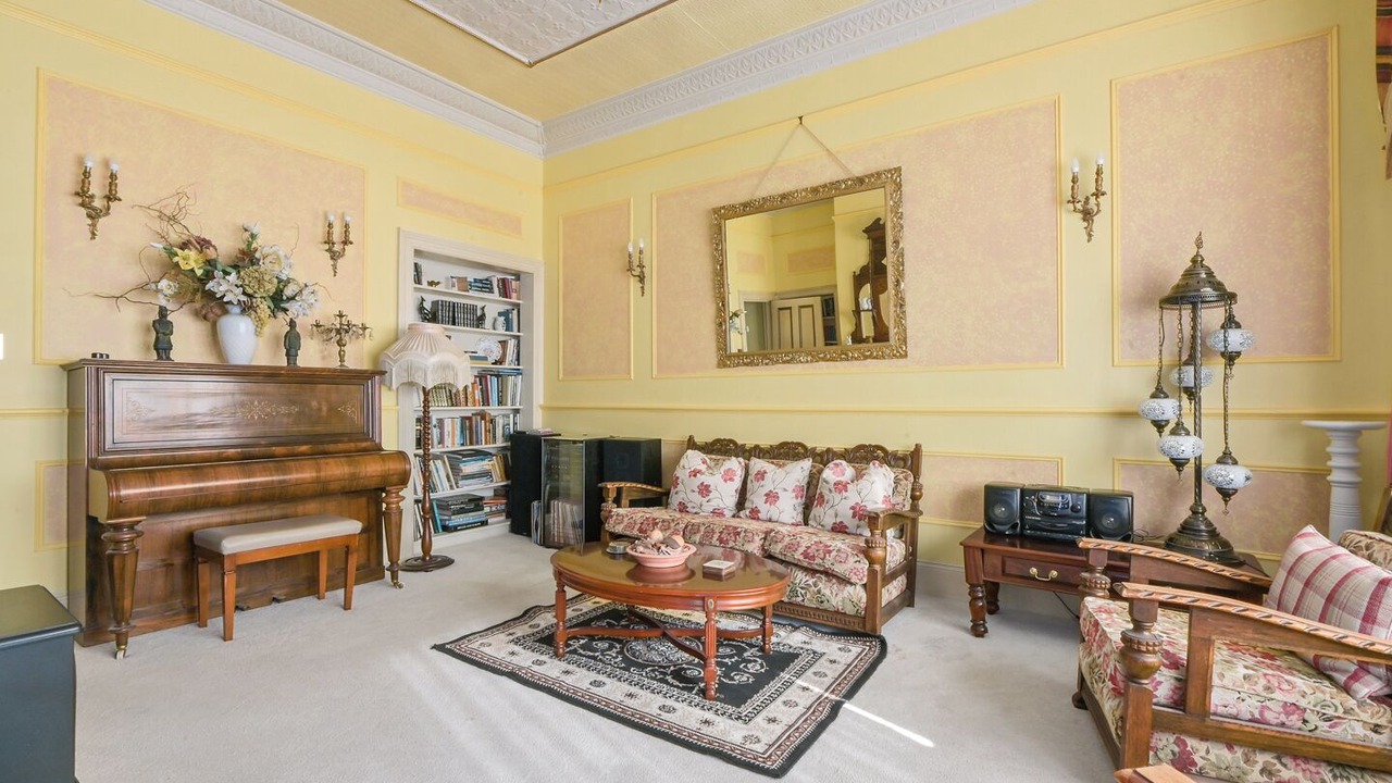 Photo of Livingroom in Launceston CBD