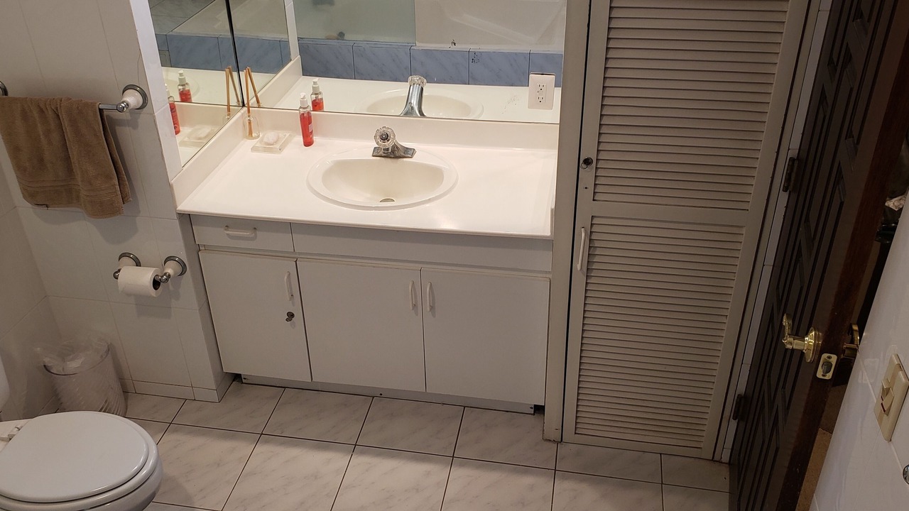 Photo of Bathroom in Aserri
