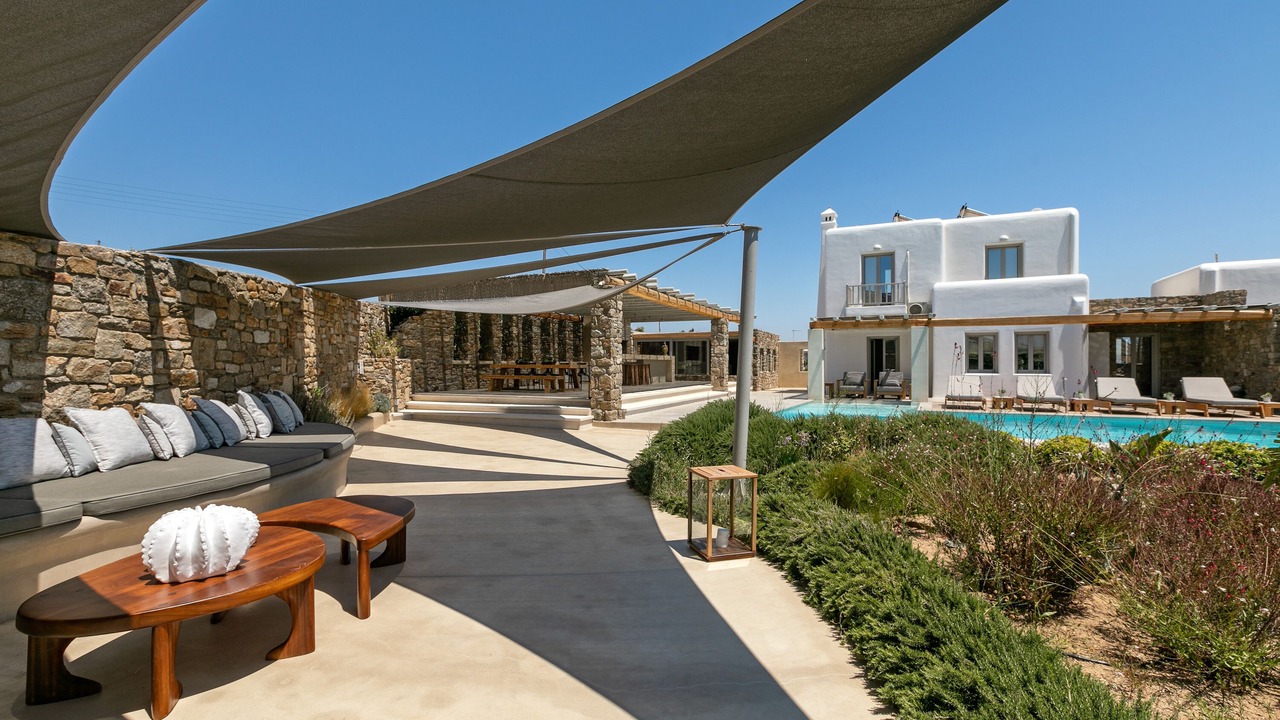 Photo of Livingroom in Tourlos