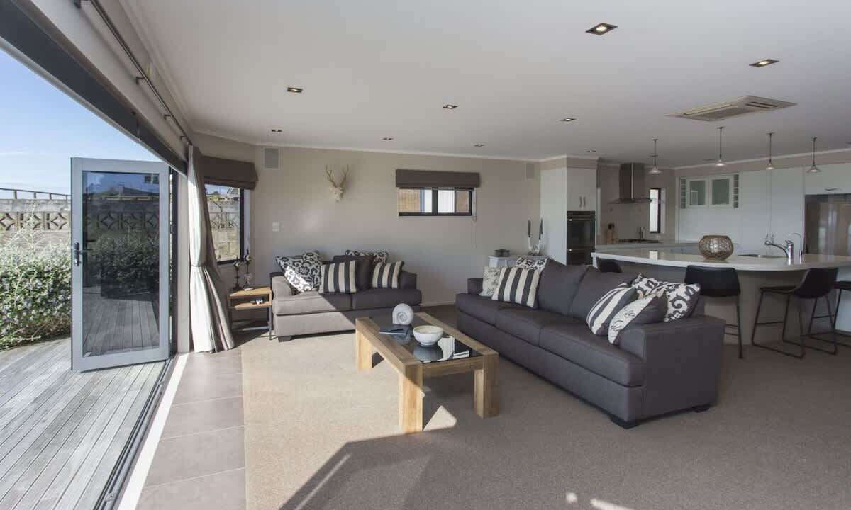 Photo of Livingroom in New Plymouth