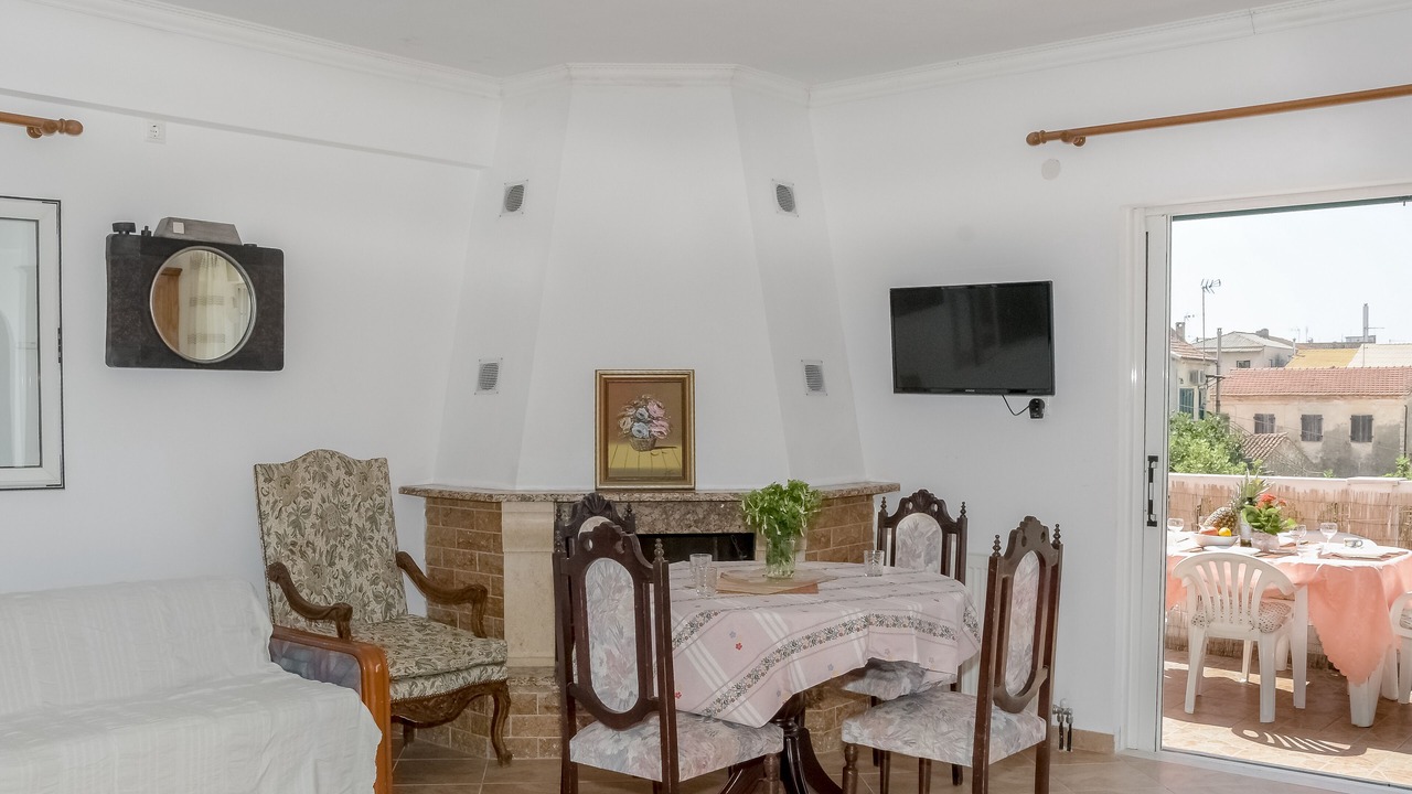 Photo of Livingroom in Molos