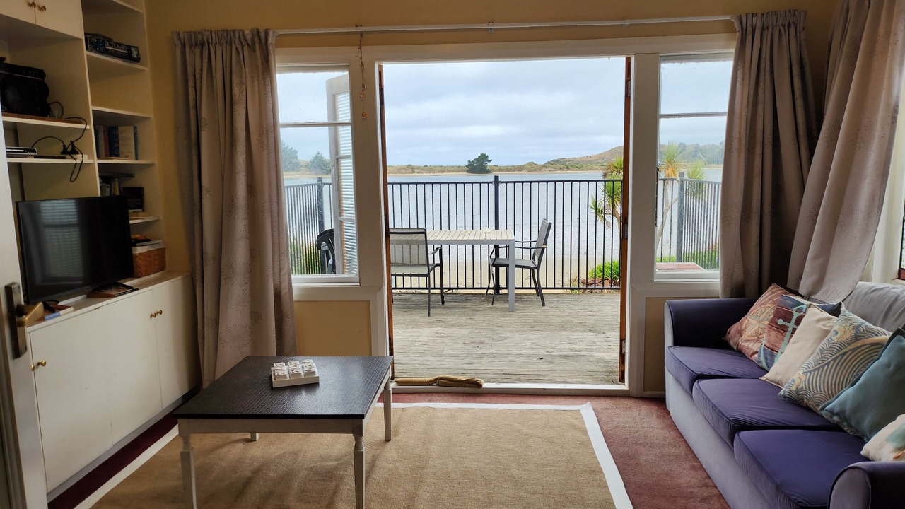 Photo of Livingroom in Karitane