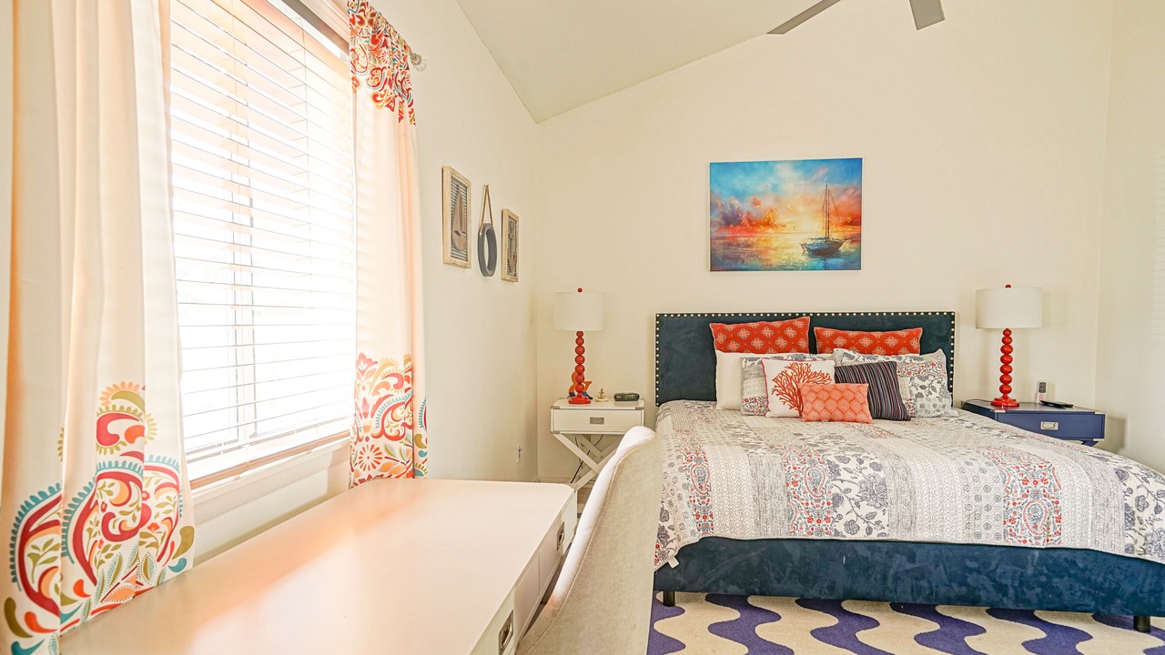 Photo of Others in Holiday Isle