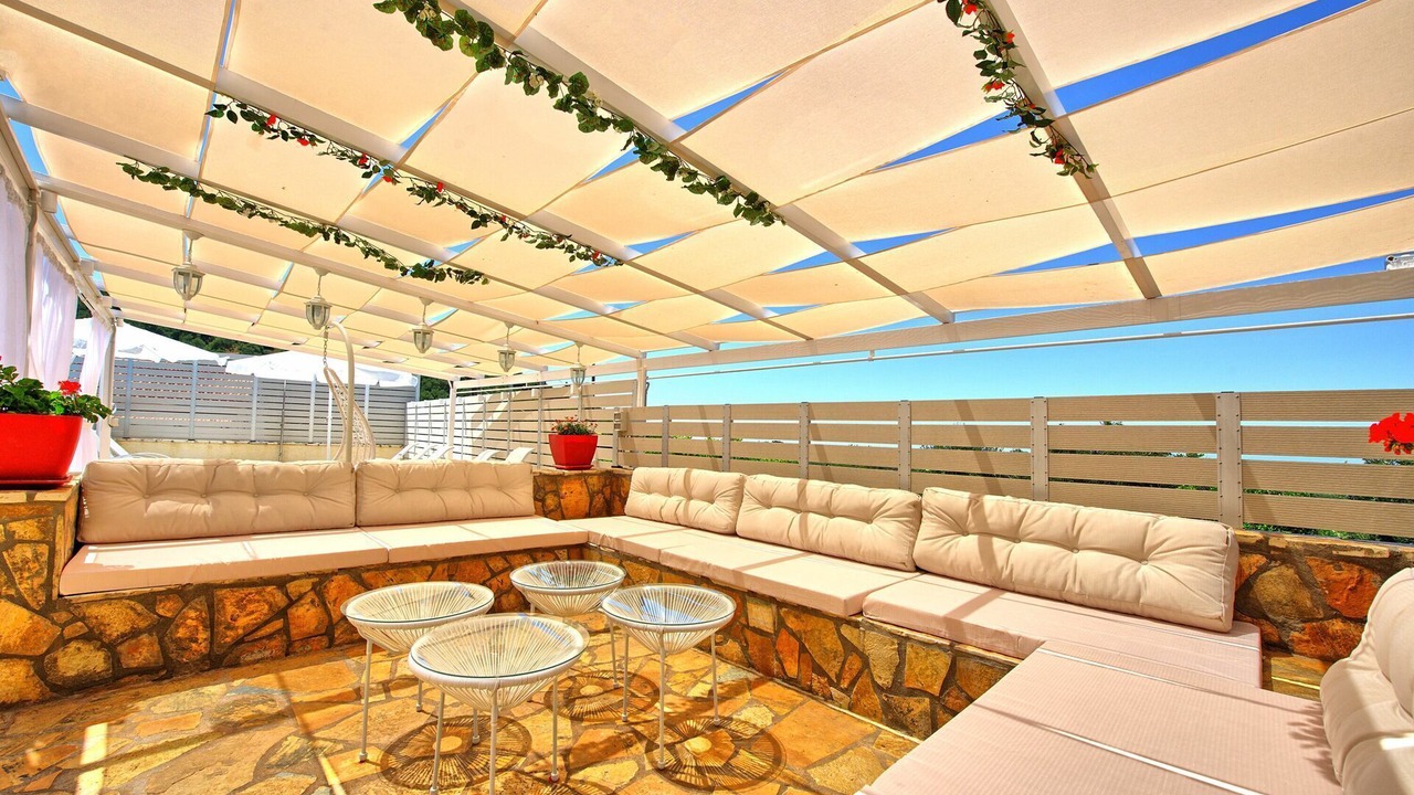 Photo of Patio Balcony in Agios Ilias