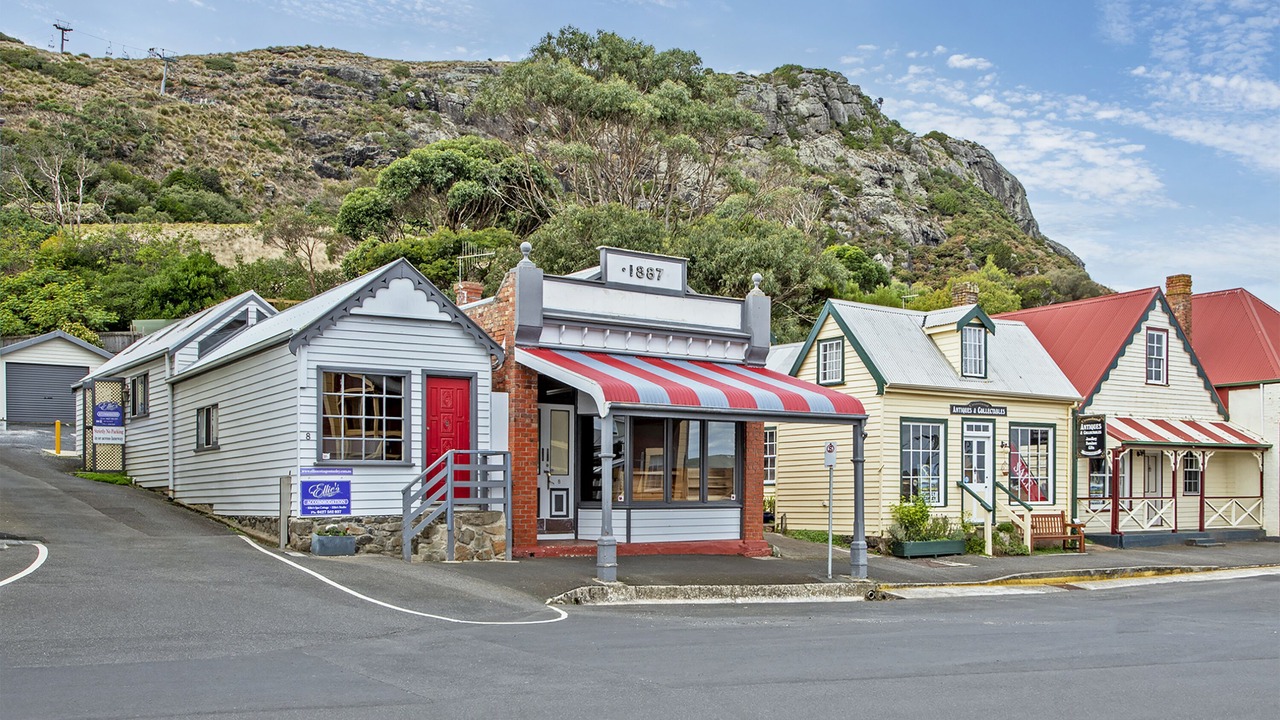 Photo of Others in Stanley