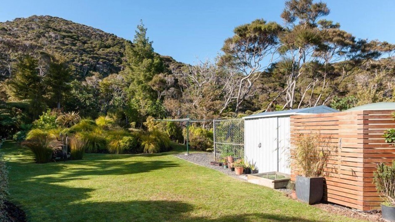 Photo of Outdoor in Russell