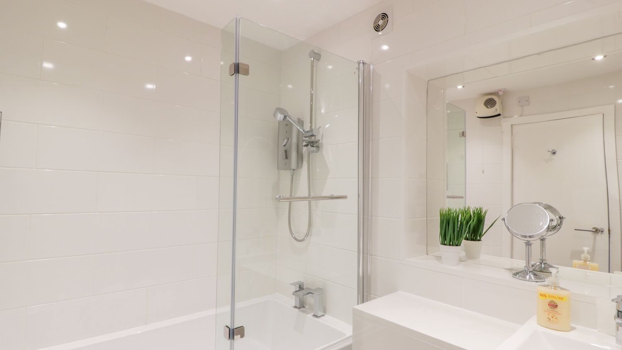 Photo of Bathroom in Largs