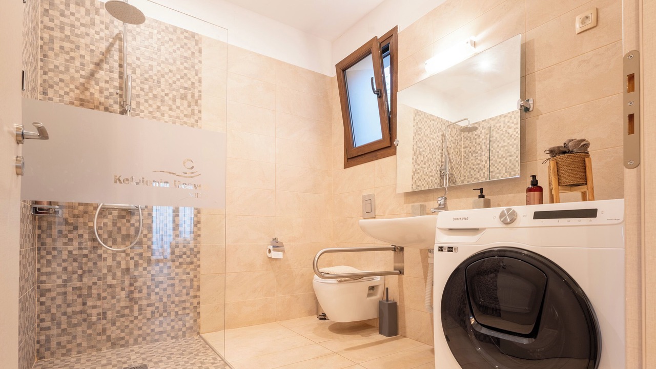 Photo of Bathroom in Mousata