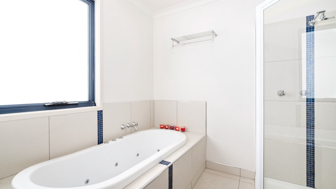 Photo of Bathroom in Penguin