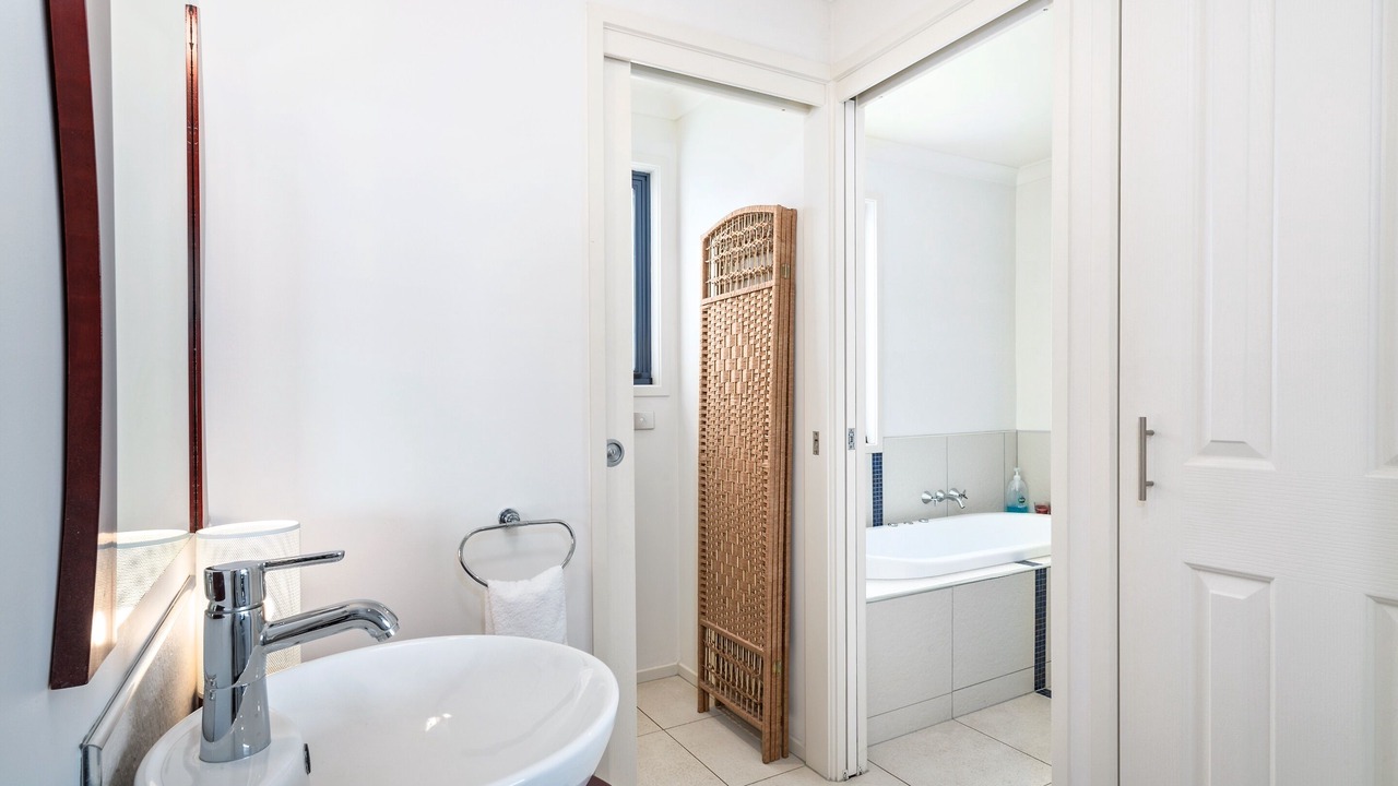 Photo of Bathroom in Penguin