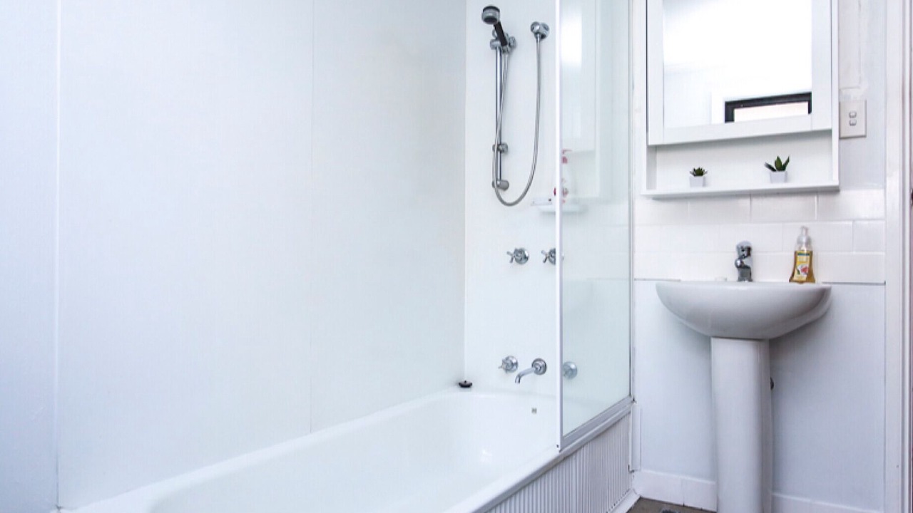 Photo of Bathroom in Scamander