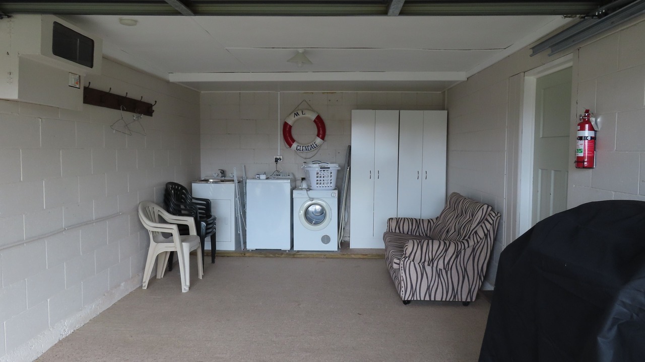 Photo of Others in Manapouri