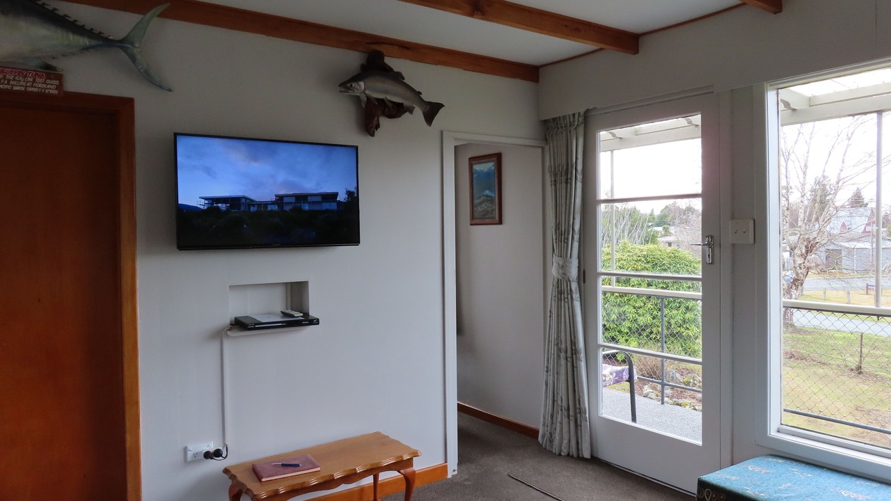 Photo of Others in Manapouri