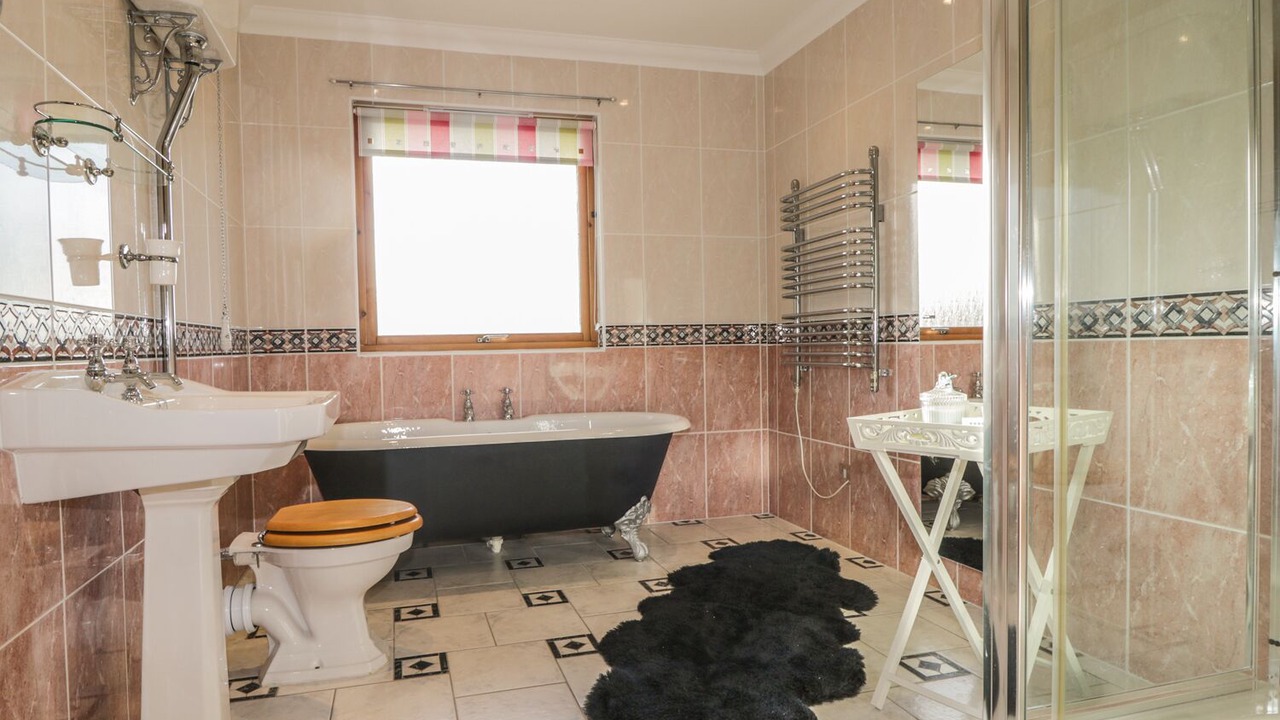 Photo of Bathroom in Invergordon