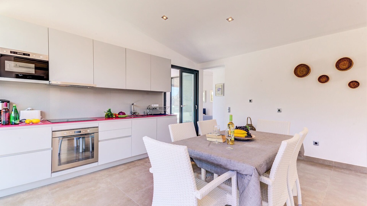 Photo of Kitchen in Cala San Vicente