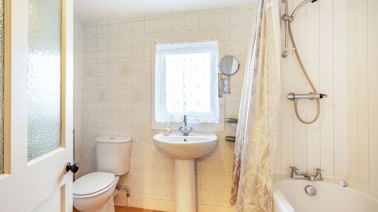 Photo of Bathroom in Burnmouth