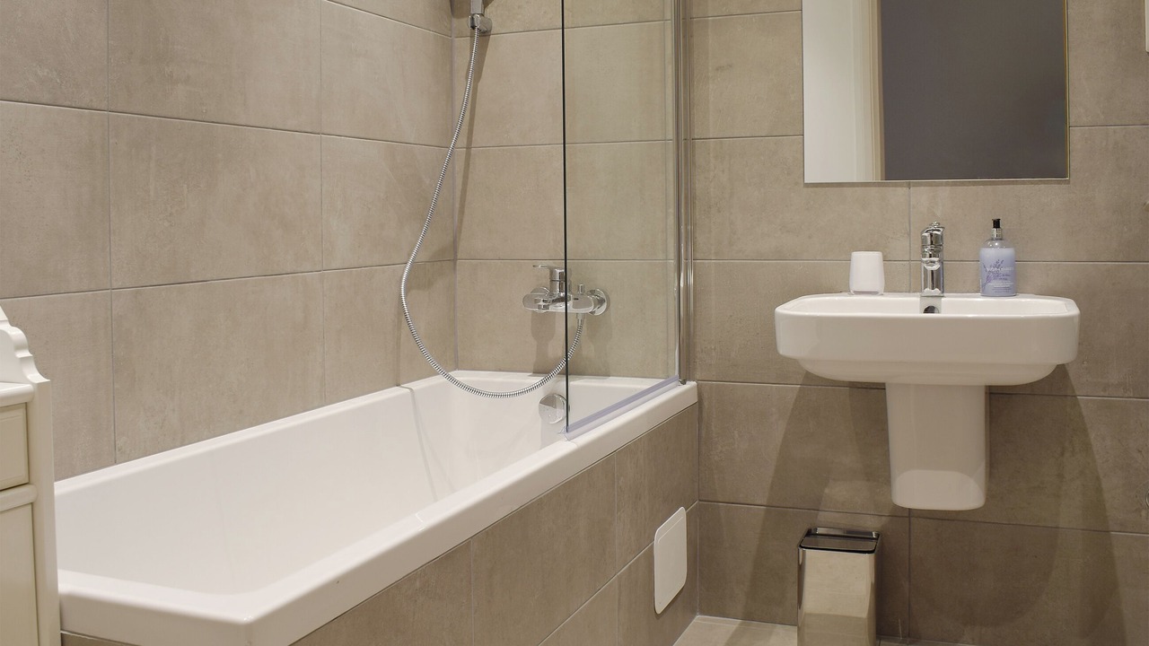Photo of Bathroom in Kenmore