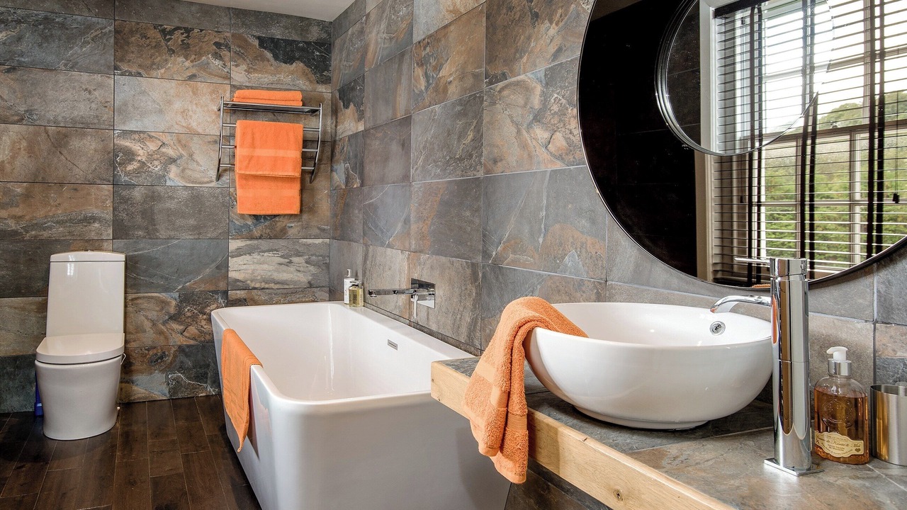 Photo of Bathroom in Gatehouse-of-Fleet