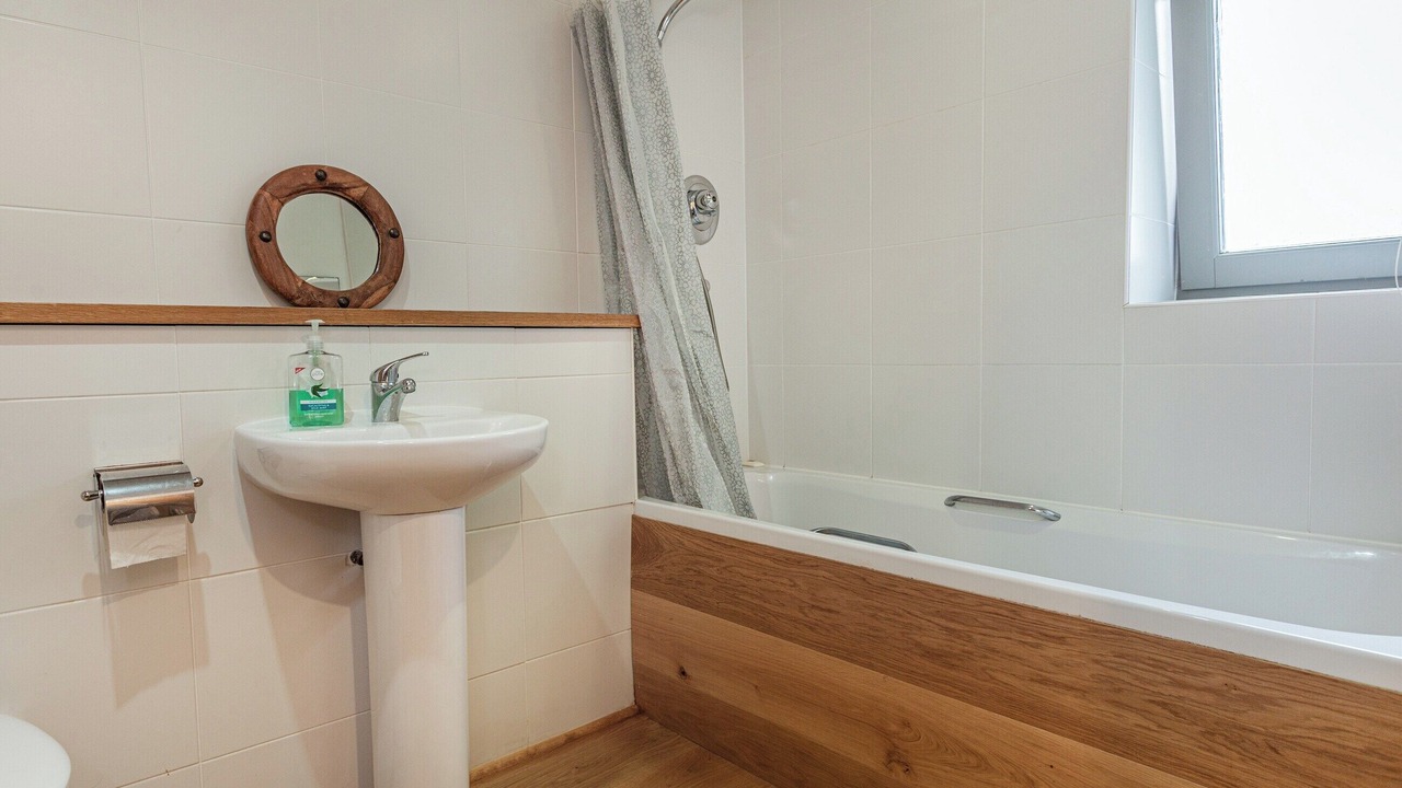 Photo of Bathroom in Glendale
